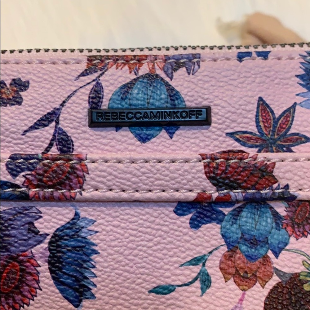 Sold - Picture 7 of 9